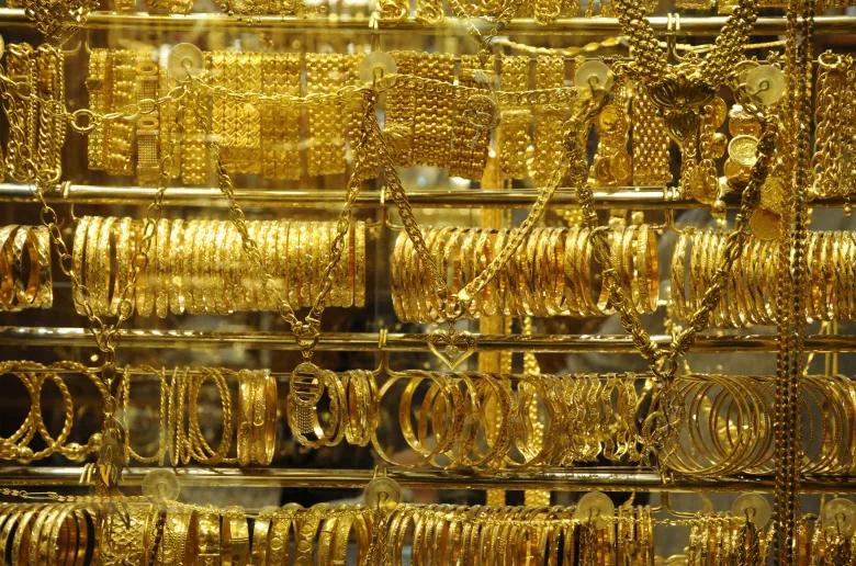 سعر الذهب عيار 21 إلى 3000 جنيه اليوم 20 ديسمبر 2023